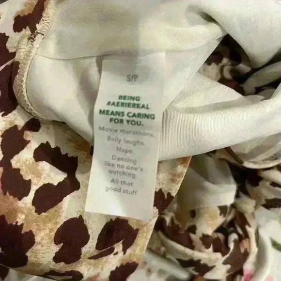 Aerie Wrap Strapless One Piece Swimsuit - Picture 7 of 10